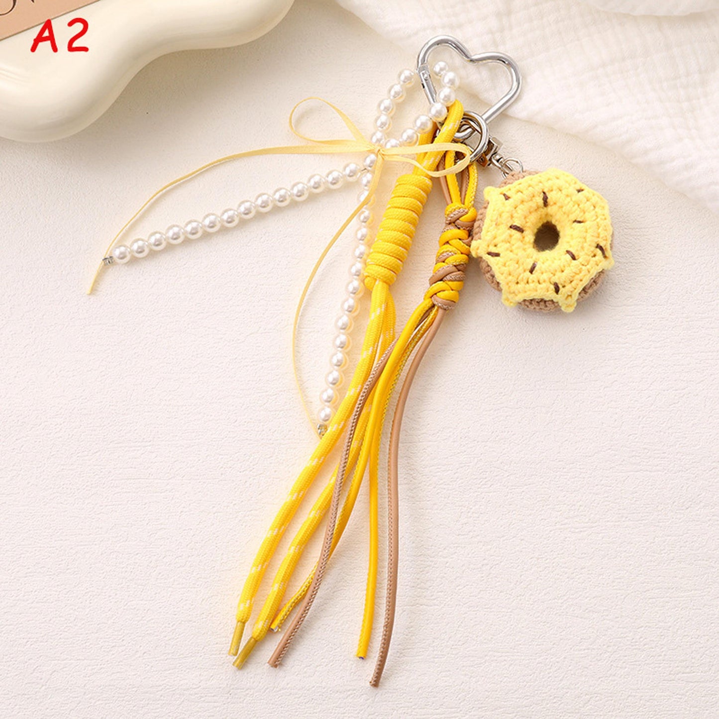 Handmade Crochet Donut Keychain, Knitted Rope Bag Charm, Cute Yarn Phone Strap, Pearl Tassel Key Ring, Aesthetic Gift for Her