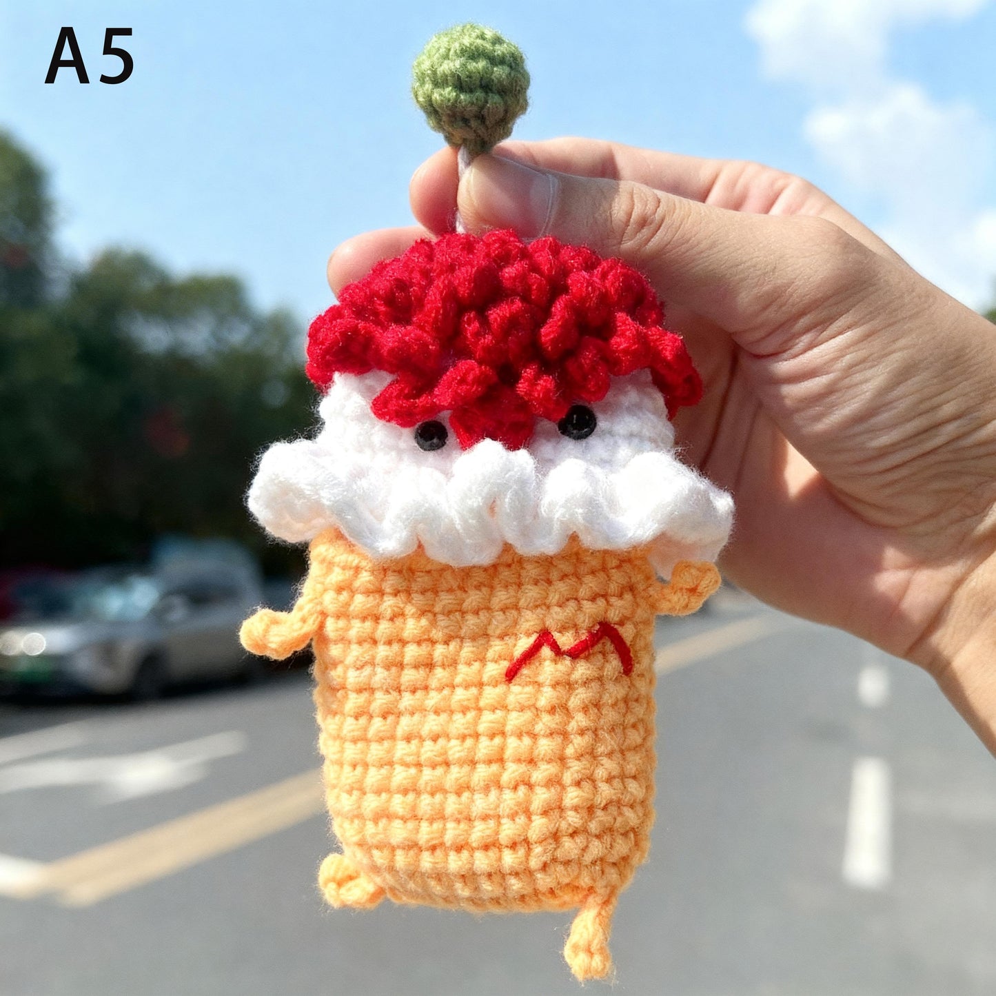 Handmade Crochet Sausage Lips Key Cover, Cute Ugly Keychain, Pull String Key Protector, Amigurumi Bag Charm, Funny Gift for Her Him