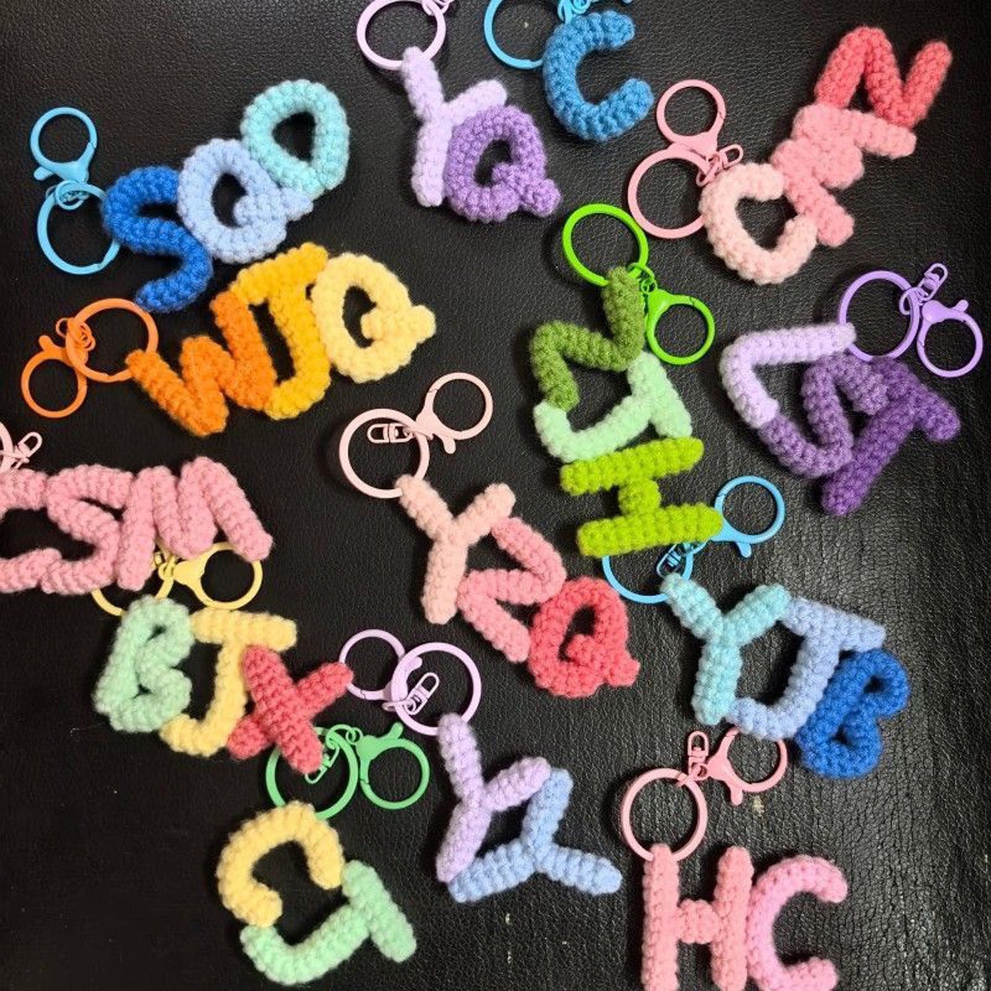 Handmade Personalized Name Letter Keychain, Crochet Yarn Alphabet Charm, Custom Couple Gift, Cute Bag Pendant