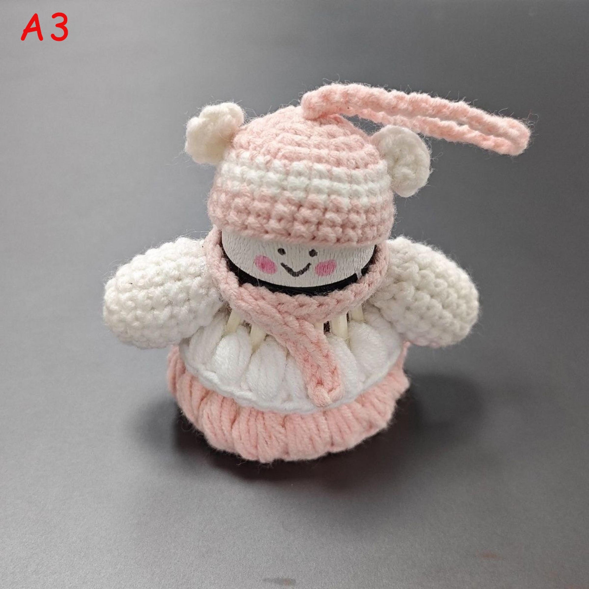 Handmade Crochet Snowman Shuttlecock Keychain, Cute Yarn Knit Winter Bag Charm, Phone Pendant, Christmas Gift Idea