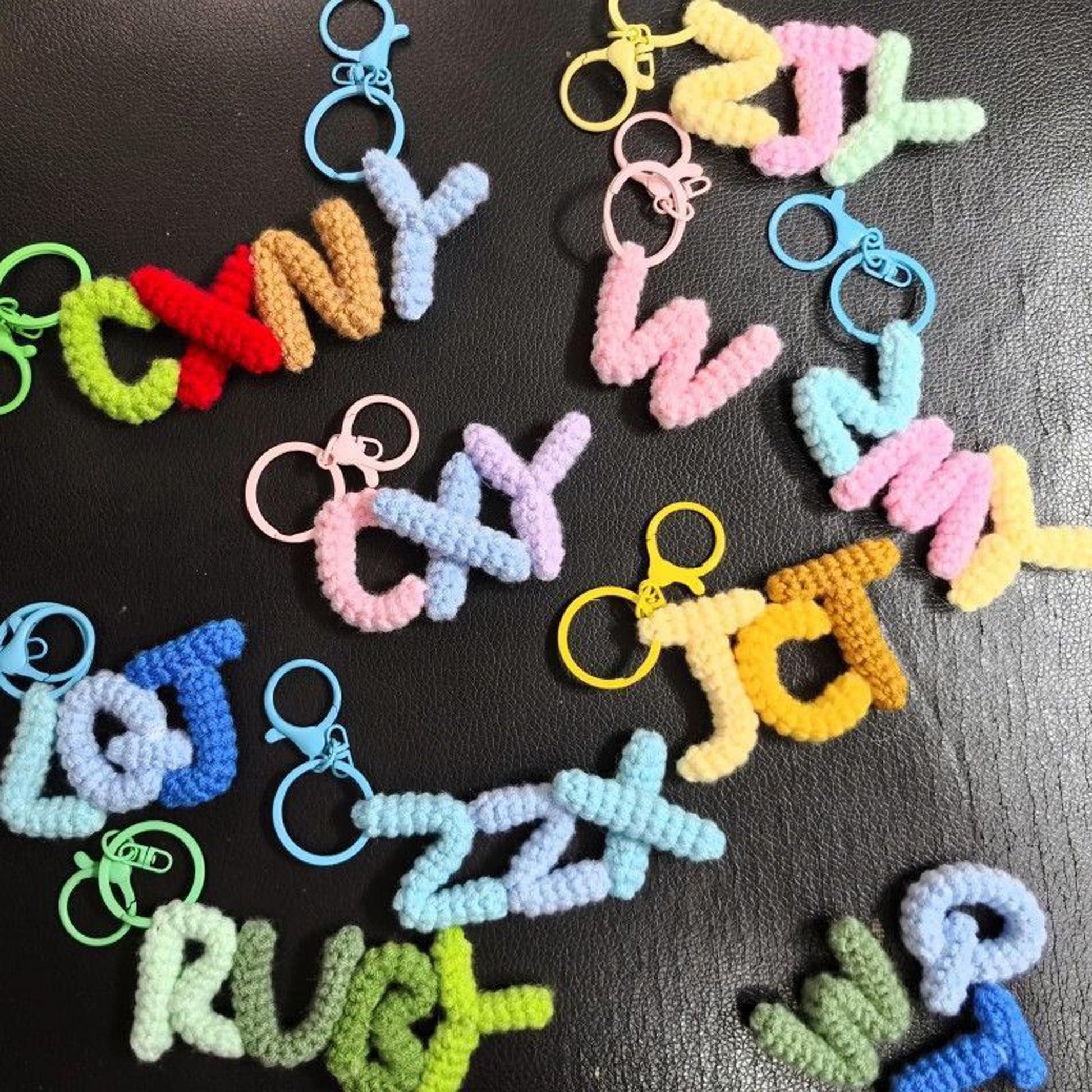 Handmade Personalized Name Letter Keychain, Crochet Yarn Alphabet Charm, Custom Couple Gift, Cute Bag Pendant
