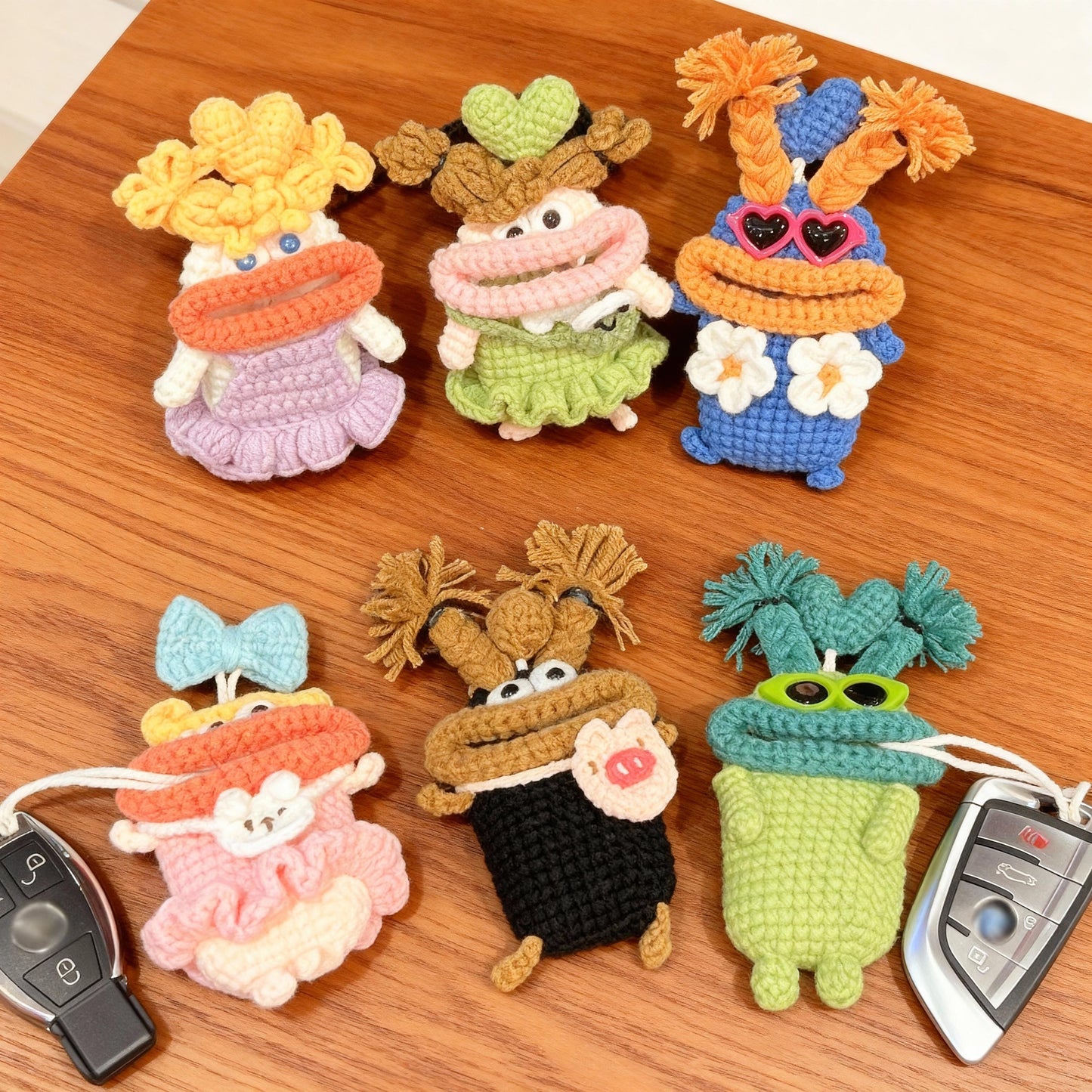 Handmade Crochet Cute Cartoon Car Key Cover, Knitted Keychain Key Case, Amigurumi Key Protector Bag Charm Gift
