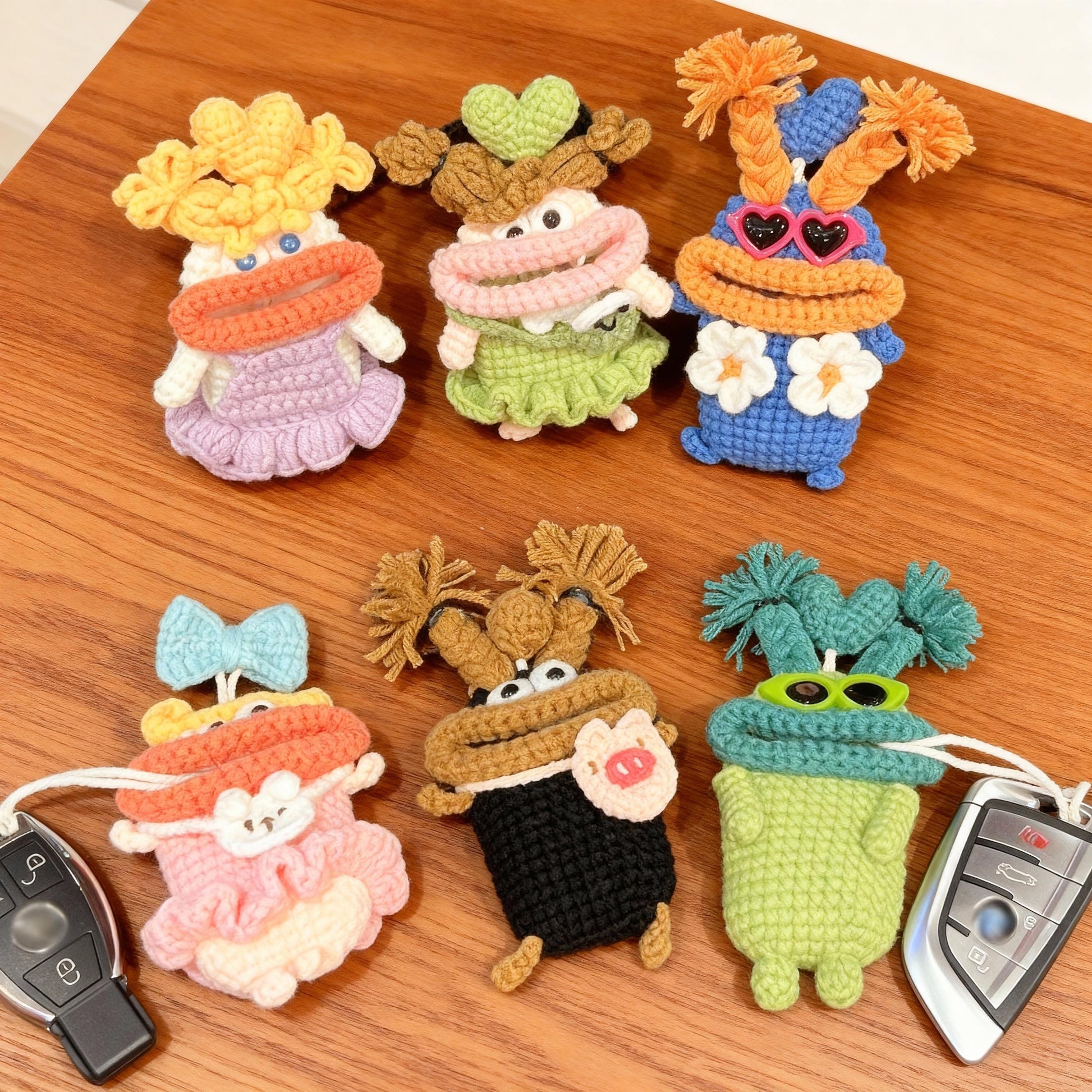 Handmade Crochet Cute Cartoon Car Key Cover, Knitted Keychain Key Case, Amigurumi Key Protector Bag Charm Gift