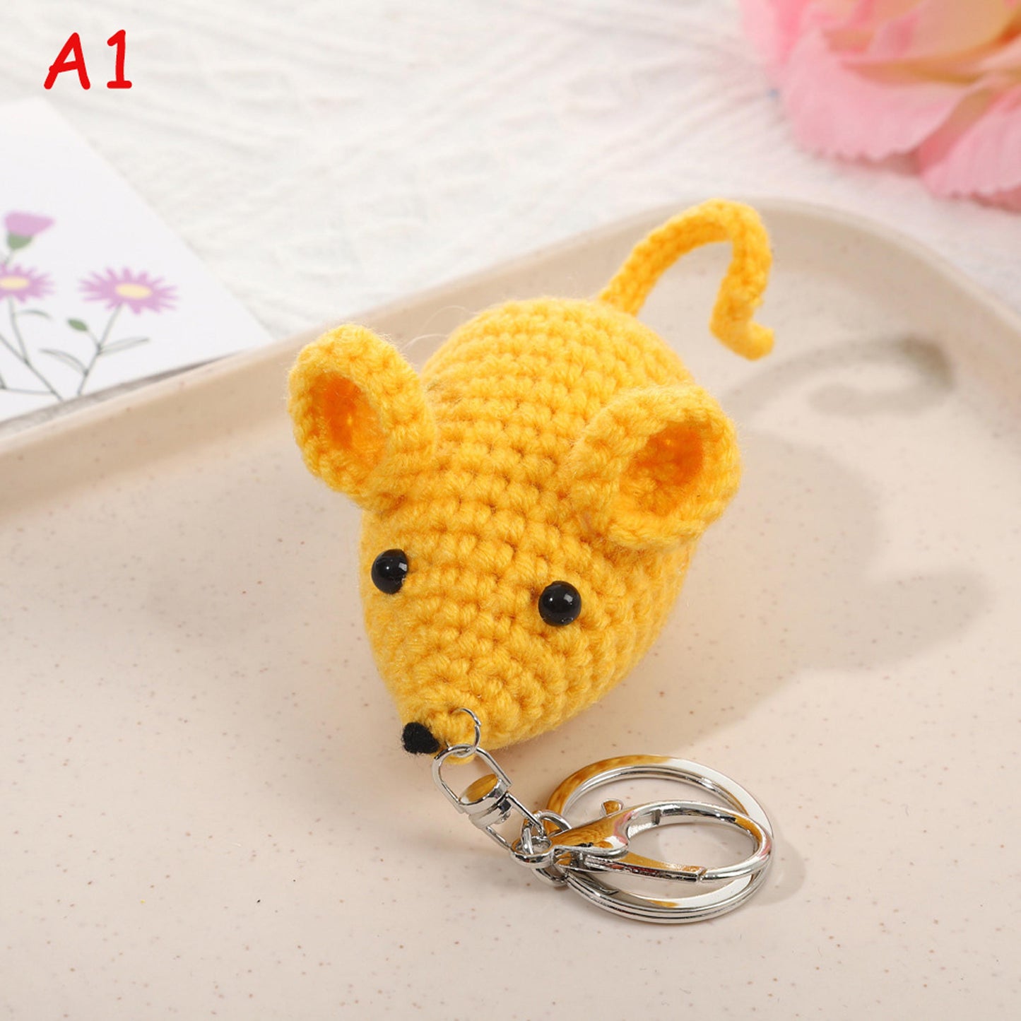 Handmade Crochet Mouse Keychain, Cute Amigurumi Animal Key Ring, Bag Charm, Phone Charm, Gift for Kids & Friends