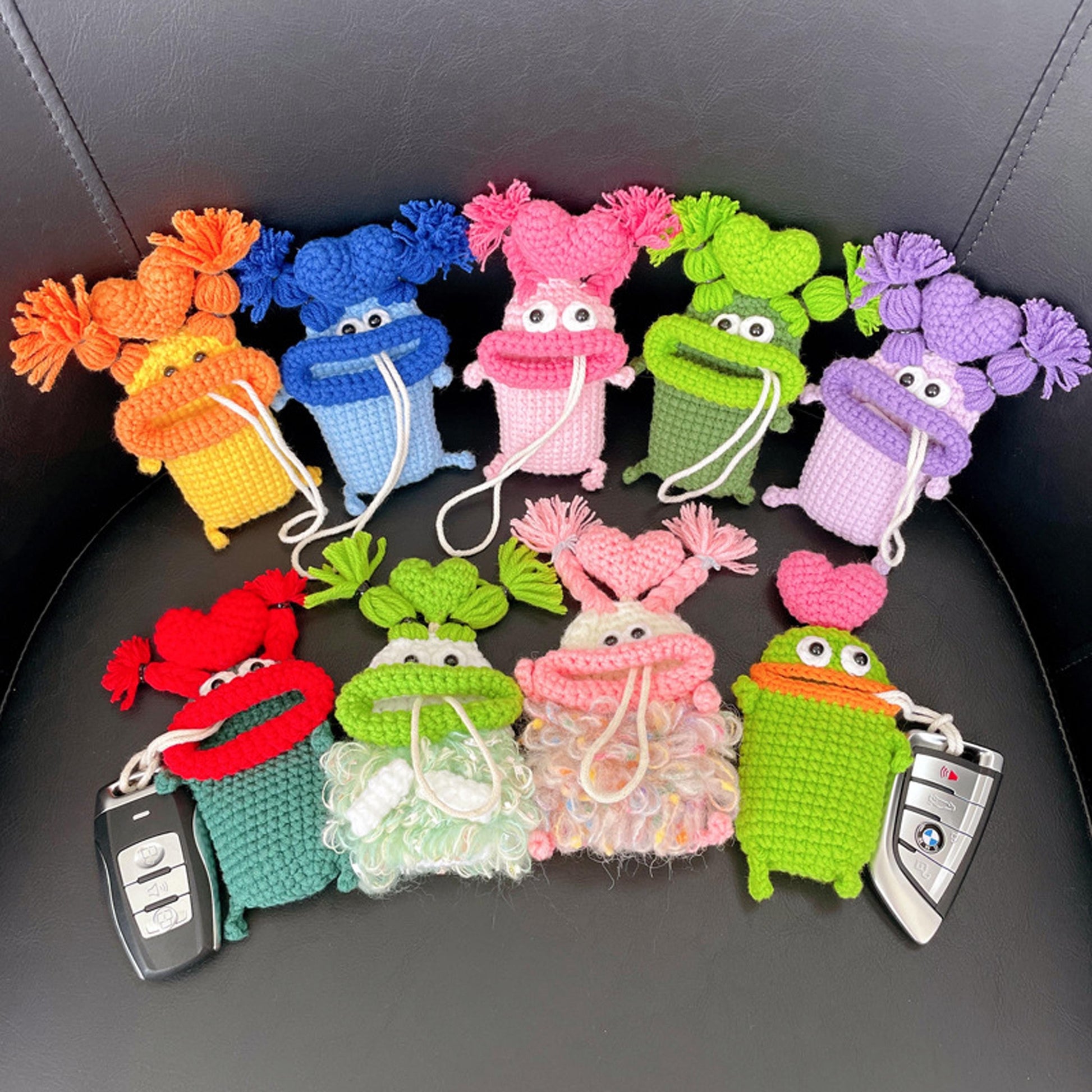 Handmade Crochet Cute Sausage Mouth Car Key Cover, Kawaii Knitted Key Protector, Bag Charm Keychain, Phone Charm Gift