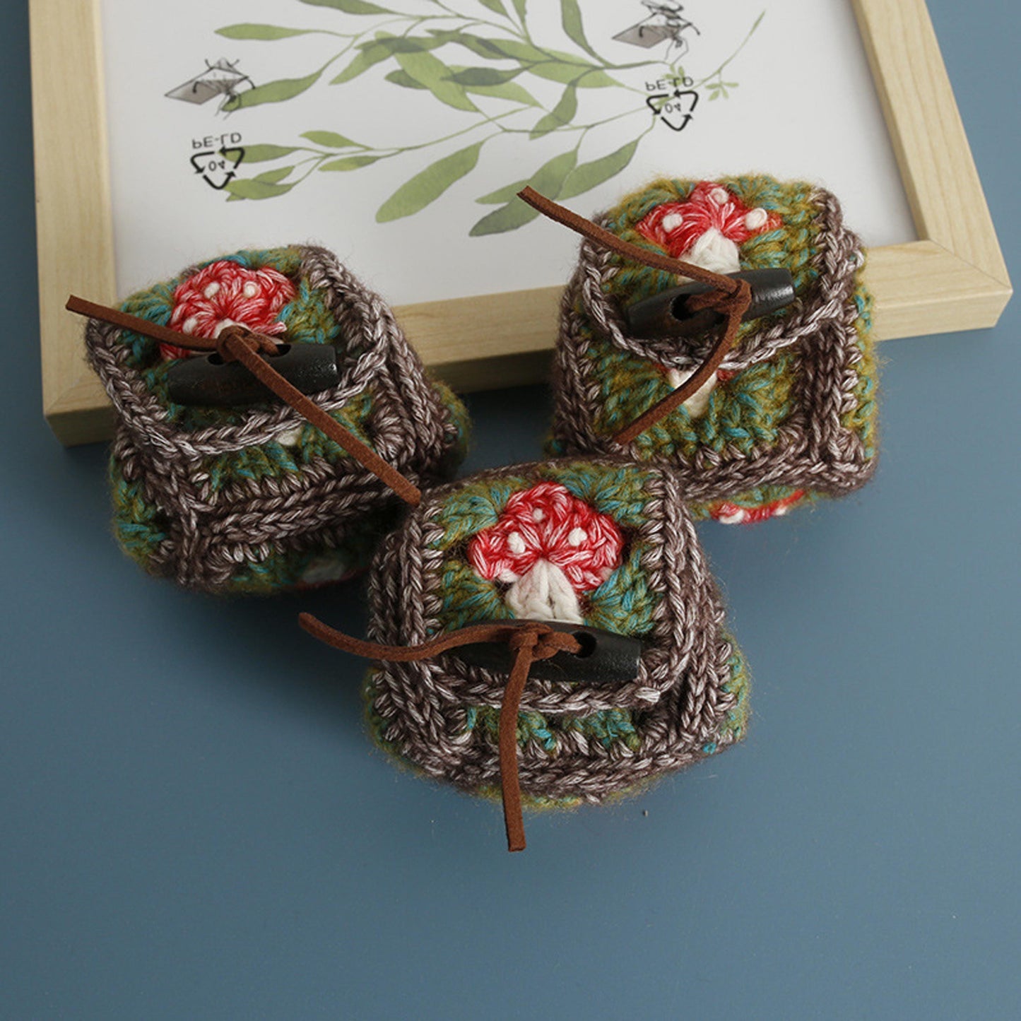 Handmade Crochet Mushroom Earbud Case, Mini Granny Square Coin Pouch, Knitted Yarn Headphone Holder, Cute Boho AirPods Bag, Gift for Her